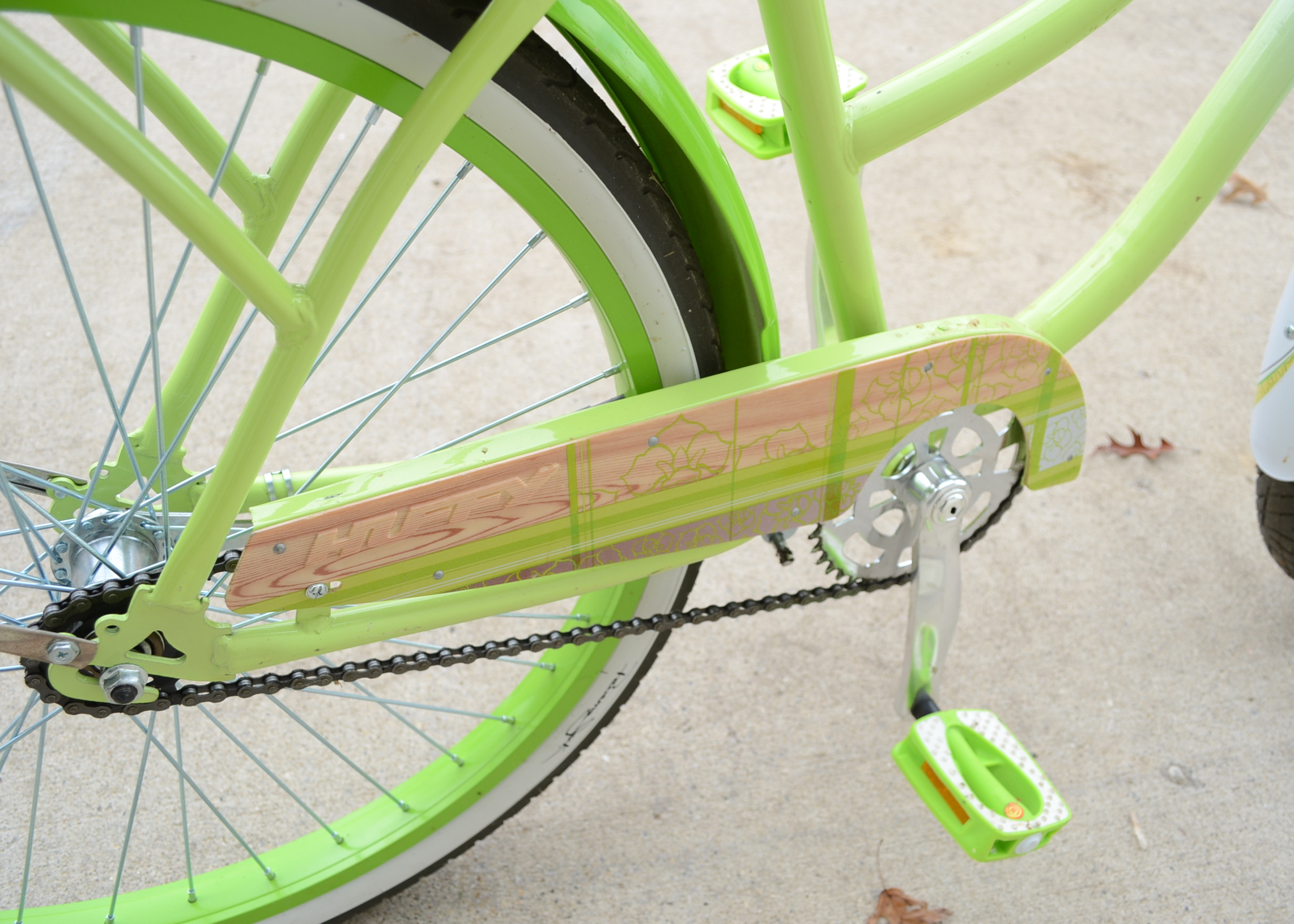 Huffy Women's Panama Jack Cruiser EBTH